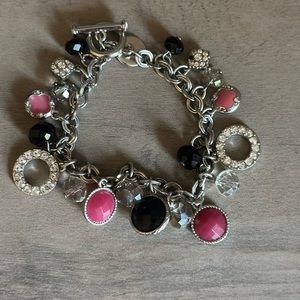 WHBM toggle close bracelet